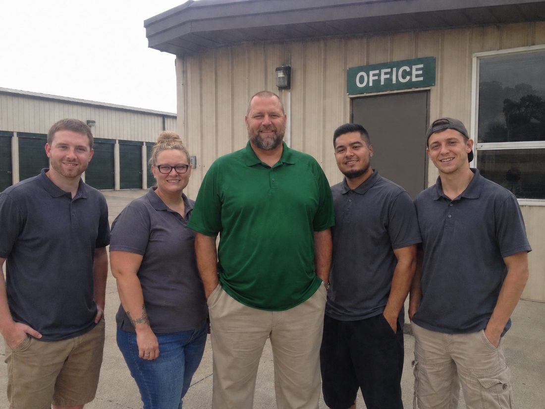 Pest control professionals in Jacksonville, FL